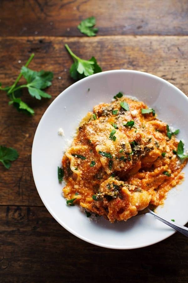 This skinny Veggie Crockpot Lasagna is packed with good-for-you veggies and super easy to make. Just put it in the crockpot and you've got dinner! | pinchofyum.com